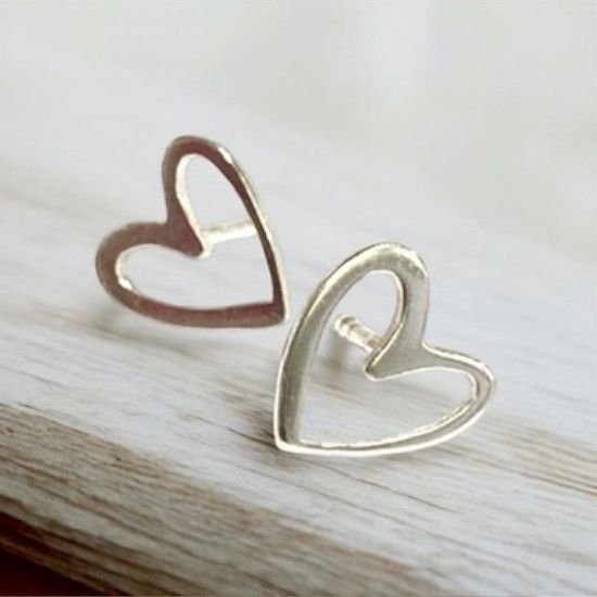 PENDIENTES CORAZONES PEQUEÑOS DE PLATA, PENDIENTES PARA TODOS LOS DIAS, MILAGRO ROUSSE