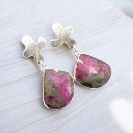 PENDIENTES PLATA ZAFIRO ROSA, PIEZA UNICA, JOYAS EXCLUSIVAS, MILAGRO ROUSSE