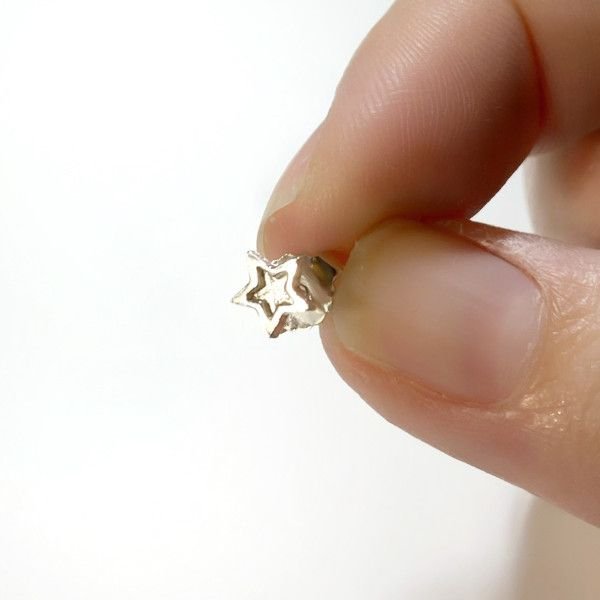 PENDIENTES MINIATURA RESINAS, ESTRELLAS PARA RELLENAR CON LECHE MATERNA